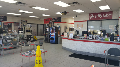 Car Wash «Algonquin Auto Wash & Detail», reviews and photos, 2361 W Algonquin Rd, Algonquin, IL 60102, USA