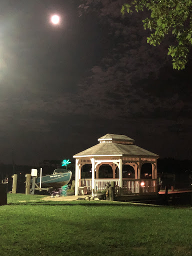 Nightingale Marina & Motel