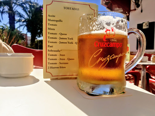 Información y opiniones sobre Rolf's Bistro de Roquetas De Mar