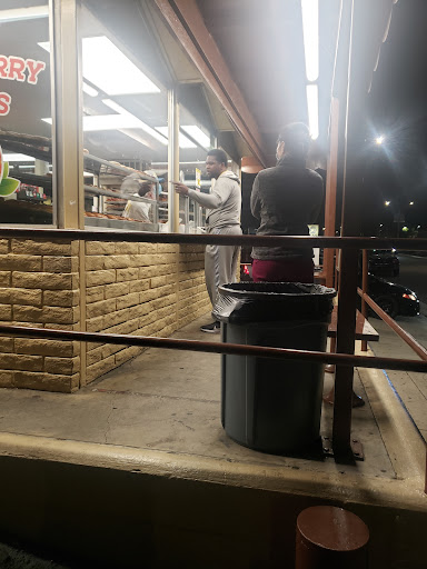 Donut Shop «The Donut Man», reviews and photos, 915 E Rte 66, Glendora, CA 91740, USA