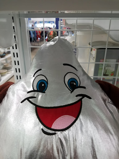 Thrift Store «Goodwill Store, Outlet Center & Donation Center», reviews and photos, 571 Hepburn Rd, Avondale, PA 19311, USA