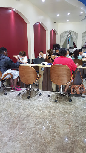 Nail Salon «T L Nails Spa in Kohls Plaza», reviews and photos, 12148 Miramar Pkwy, Miramar, FL 33025, USA