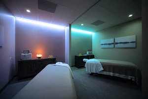 Elements Massage image