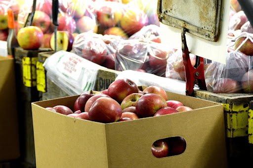 Produce Market «Barber Orchard Fruitstands Inc», reviews and photos, 2855 Old Balsam Rd, Waynesville, NC 28786, USA