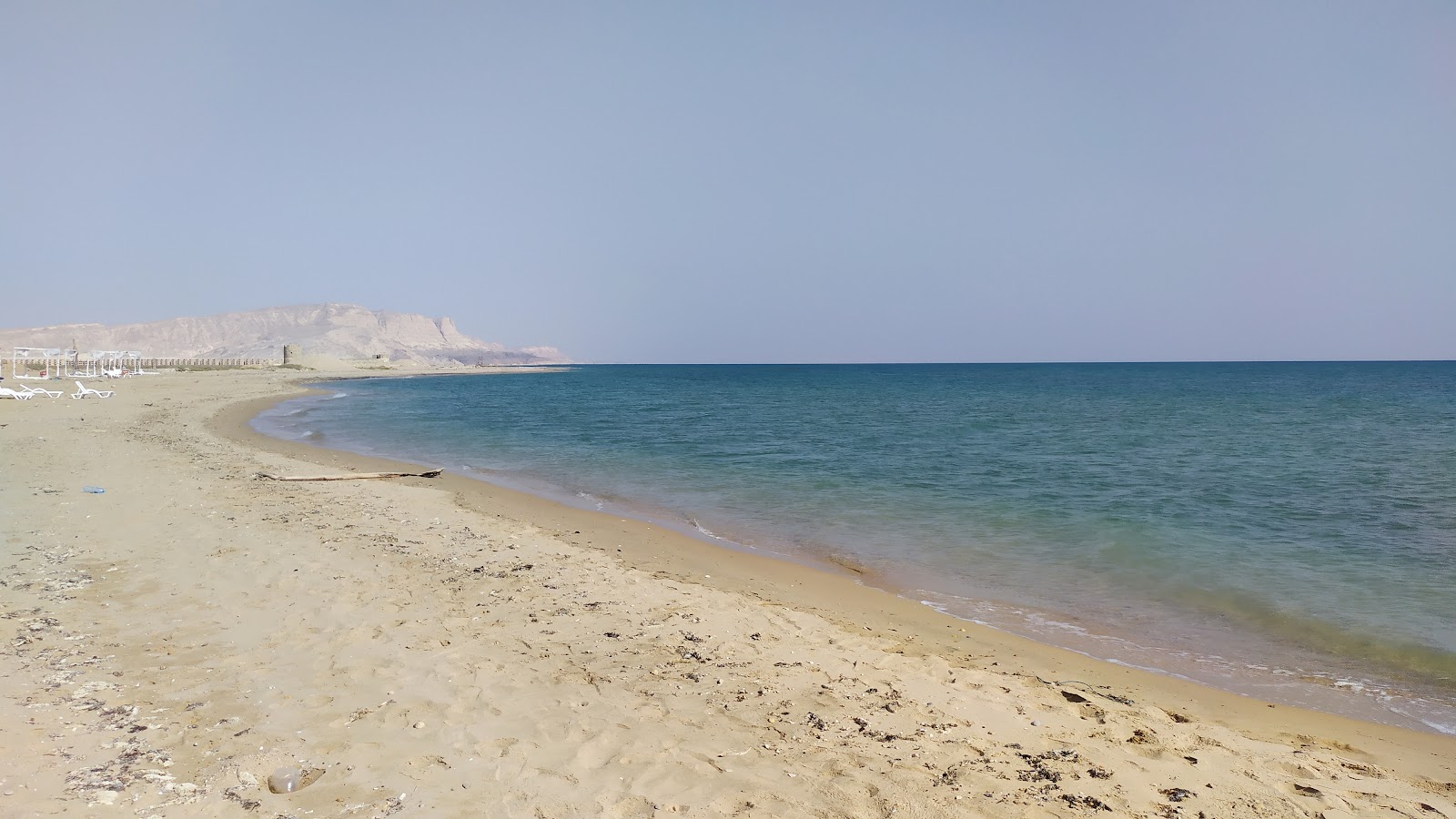 Foto de Rezora beach con guijarro ligero superficie