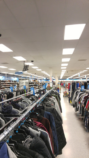 Clothing Store «Ross Dress for Less», reviews and photos, 628 Palomar St, Chula Vista, CA 91911, USA