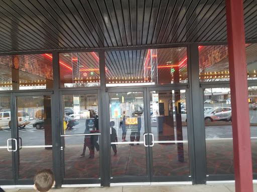 Movie Theater «Regal Cinemas Starlight 14 - Charlotte», reviews and photos, 11240 N Tryon St, Charlotte, NC 28262, USA