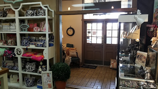 Gift Shop «Broadbent Foods & Gifts», reviews and photos, 5695 Hopkinsville Rd, Cadiz, KY 42211, USA