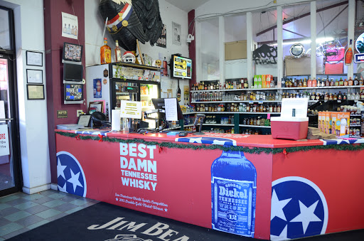 Liquor Store «Paris West Wood Wines & Liquor», reviews and photos, 1220 W Wood St, Paris, TN 38242, USA