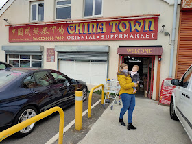 China Town Shirley