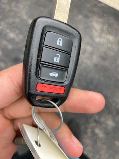 Used Car Dealer «Auto Sense», reviews and photos, 282 N Broadway, Salem, NH 03079, USA