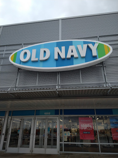 Clothing Store «Old Navy», reviews and photos, 1852 Hilliard Rome Rd, Hilliard, OH 43026, USA