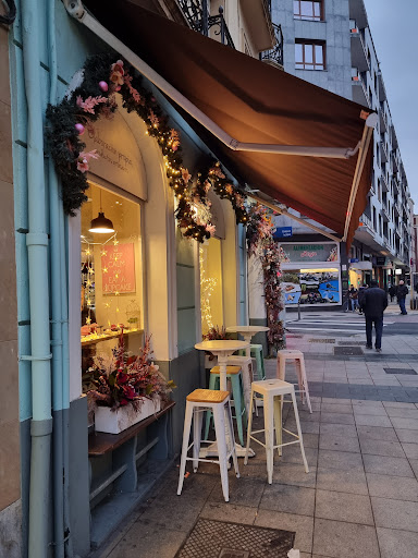 Velvet Bakery - Florida Kalea, 51, 01005 Gasteiz, Araba, España