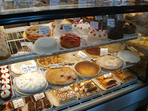 Gourmet Grocery Store «Eastern Market», reviews and photos, 225 7th St SE, Washington, DC 20003, USA