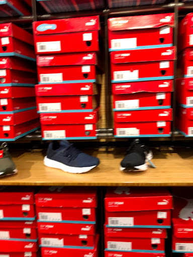 Shoe Store «PUMA», reviews and photos, 3000 Grapevine Mills Pkwy #602, Grapevine, TX 76051, USA