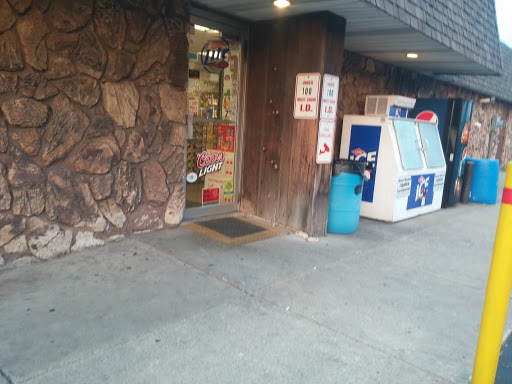 Liquor Store «Burns Harbor Liquors», reviews and photos, 310 Melton Rd, Chesterton, IN 46304, USA