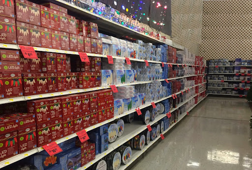 Hardware Store «DIY Center», reviews and photos, 3221 W Magnolia Blvd, Burbank, CA 91505, USA