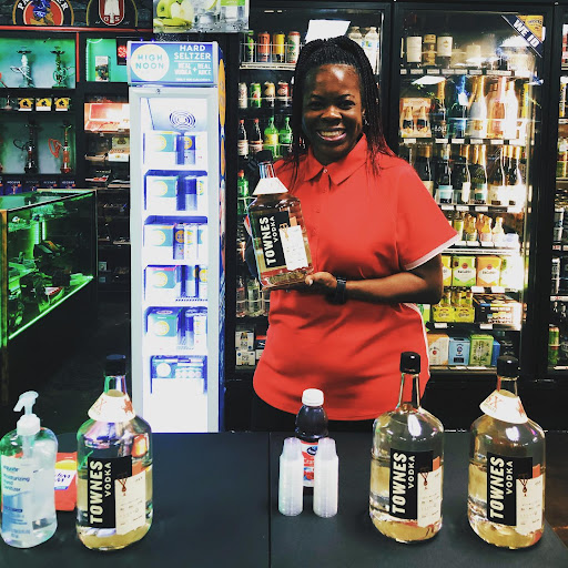 Liquor Store «Shotz Liquor», reviews and photos, 1310 W Main St, Lewisville, TX 75067, USA