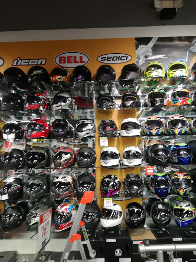 Motorcycle Parts Store «Cycle Gear», reviews and photos, 11702 Beach Blvd #105/106, Jacksonville, FL 32246, USA