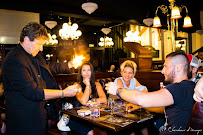 Atmosphère du Restaurant de viande GOLD EAGLES Restaurant Brasserie Pub à Marseille - n°10