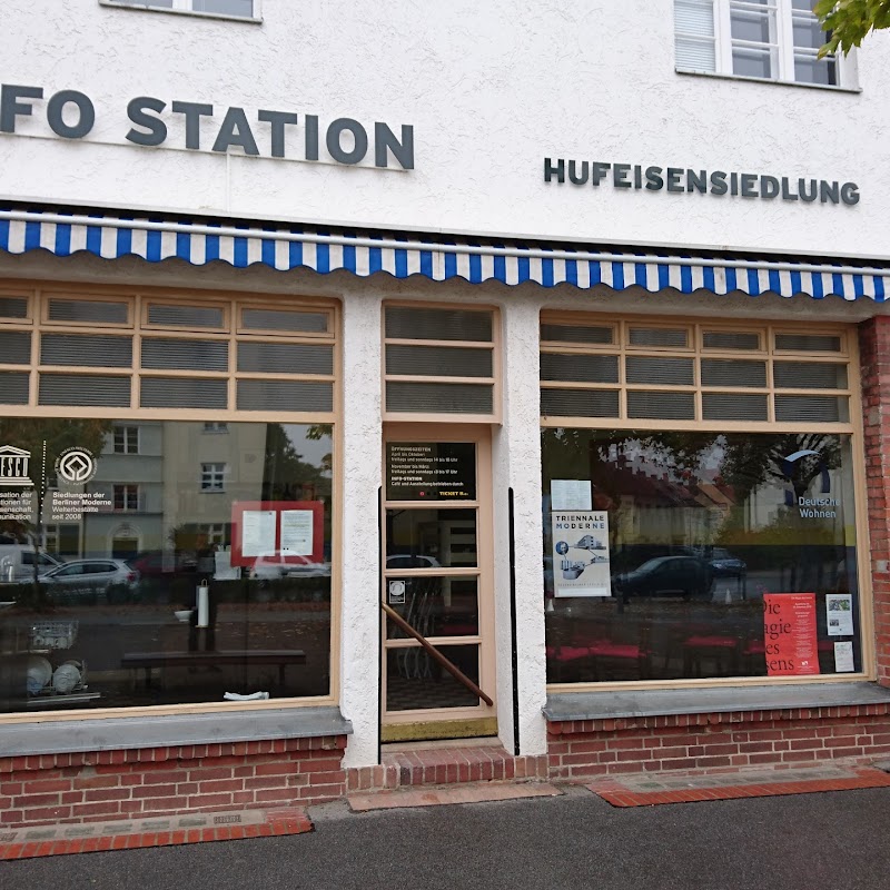 Info Station - Café und Ausstellung