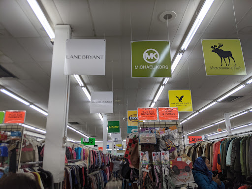 Thrift Store «Village Discount Outlet», reviews and photos, 3500 Cleveland Ave, Columbus, OH 43224, USA