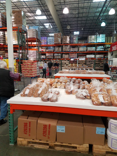 Warehouse store «Costco Wholesale», reviews and photos, 380 Ashlan Ave, Clovis, CA 93612, USA