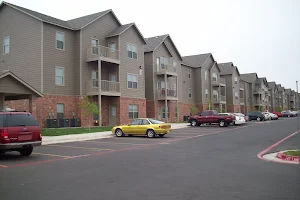 Silver Oak Apartments image