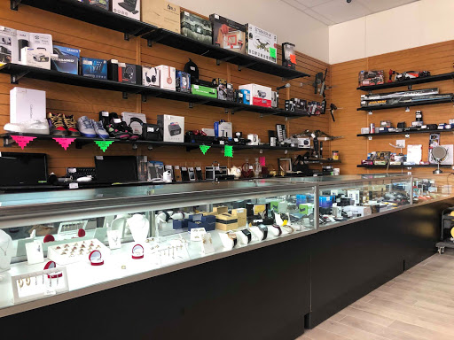 Pawn Shop «International Pawn & Jewelry», reviews and photos, 1725 N Alafaya Trail, Orlando, FL 32826, USA