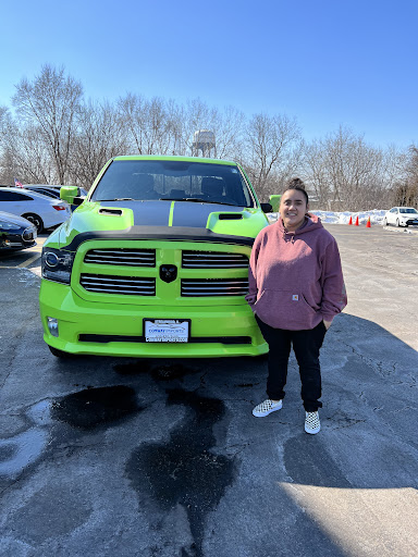 Used Car Dealer «Conway Imports Auto Sales», reviews and photos, 615 E Lake St, Streamwood, IL 60107, USA