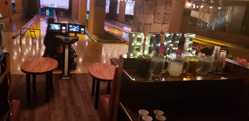 Bowling Alley «Bowlmor Times Square», reviews and photos, 222 W 44th St, New York, NY 10036, USA