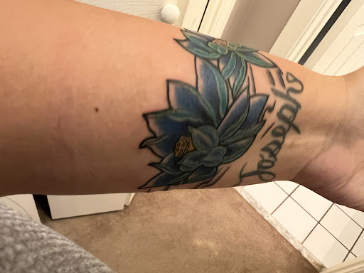 Tattoo Shop «Resurrection Ink Tattoos and Body Piercing», reviews and photos, 310 E Montgomery Cross Rd, Savannah, GA 31406, USA