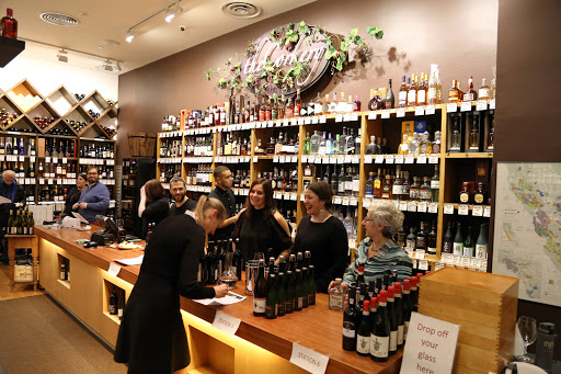 Liquor Store «The Corkery Wine & Spirits», reviews and photos, 15 Bridge St, New York, NY 10004, USA