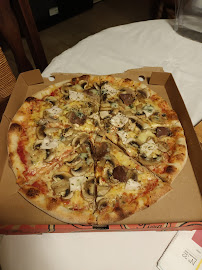 Plats et boissons du Pizzas à emporter Au pizzaïo'Lau à Laas - n°16