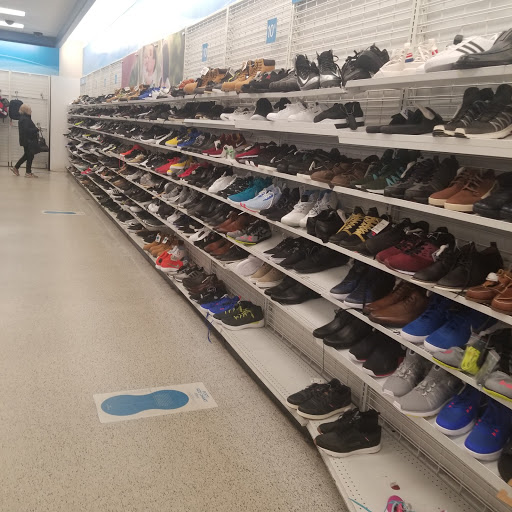 Clothing Store «Ross Dress for Less», reviews and photos, 1140 Bullsboro Dr, Newnan, GA 30265, USA