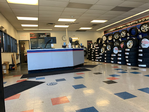 Tire Shop «Firestone Complete Auto Care», reviews and photos, 13818 NE 175th St, Woodinville, WA 98072, USA