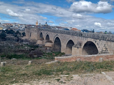 Centro Salud Puente del Arzobispo Cañada Real, 48, 45570 El Puente del Arzobispo, Toledo, España
