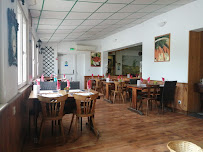 Atmosphère du La Favorite, restaurant - traiteur à Pagny-sur-Meuse - n°12