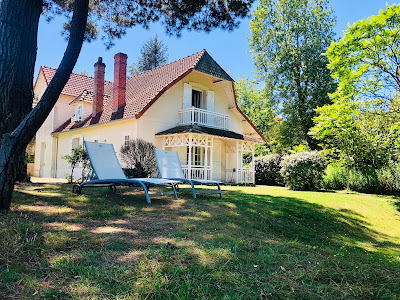 SOUS LES PINS à Sainte-Marguerite-sur-Mer