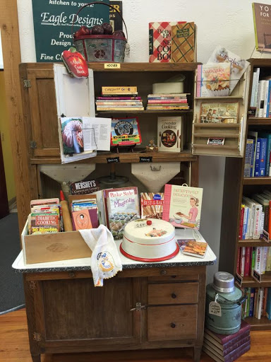 Used Book Store «Chase Books & Boards», reviews and photos, 44 N Main Ave, Gresham, OR 97030, USA