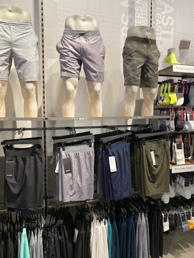 Sportswear Store «lululemon», reviews and photos, 750 Spectrum Center Dr, Irvine, CA 92618, USA