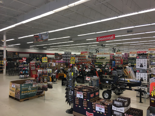 Department Store «Runnings of Glendive», reviews and photos, 1806 N Merrill Ave, Glendive, MT 59330, USA