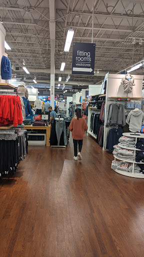 Clothing Store «Gap Outlet», reviews and photos, 12801 W Sunrise Blvd, Sunrise, FL 33323, USA