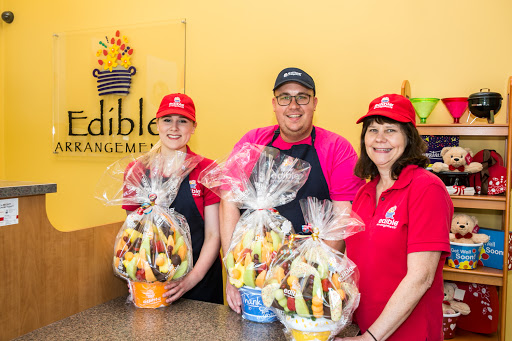 Gift Shop «Edible Arrangements», reviews and photos, 21900 Willamette Dr STE 206, West Linn, OR 97068, USA