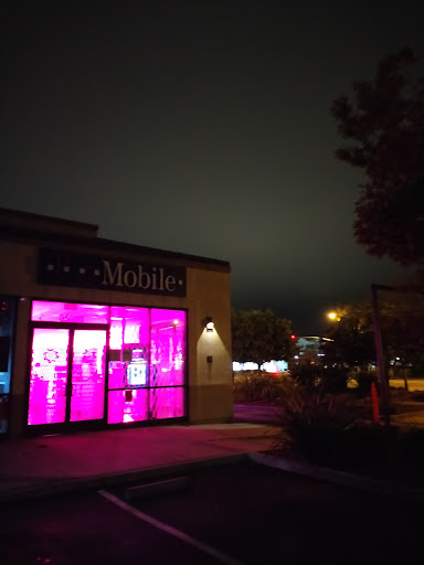Cell Phone Store «T-Mobile», reviews and photos, 35020 Newark Blvd, Newark, CA 94560, USA