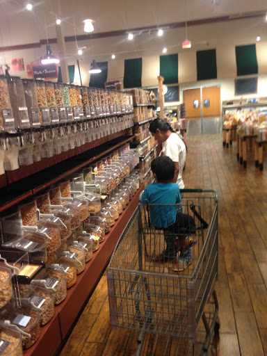 Grocery Store «The Fresh Market», reviews and photos, 285 Roosevelt Rd, Glen Ellyn, IL 60137, USA