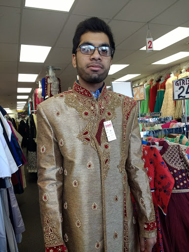 Gift Shop «Caniff Gift & Variety», reviews and photos, 2611 Caniff St, Hamtramck, MI 48212, USA