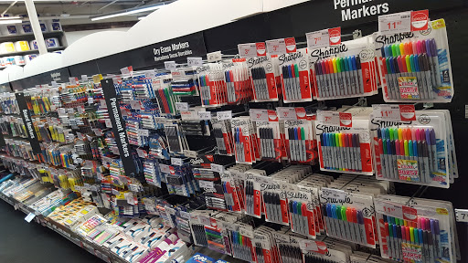 Office Supply Store «Staples», reviews and photos, 2120 SW 32nd Ave, Coral Gables, FL 33145, USA
