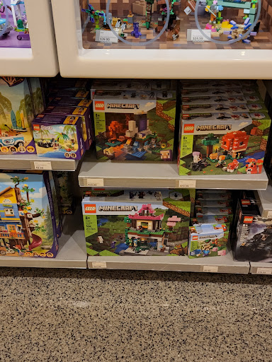 Toy Store «The LEGO Store», reviews and photos, 6600 Topanga Canyon Blvd, Canoga Park, CA 91303, USA
