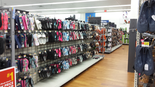 Discount Store «Walmart», reviews and photos, 840 Post Rd, Warwick, RI 02888, USA